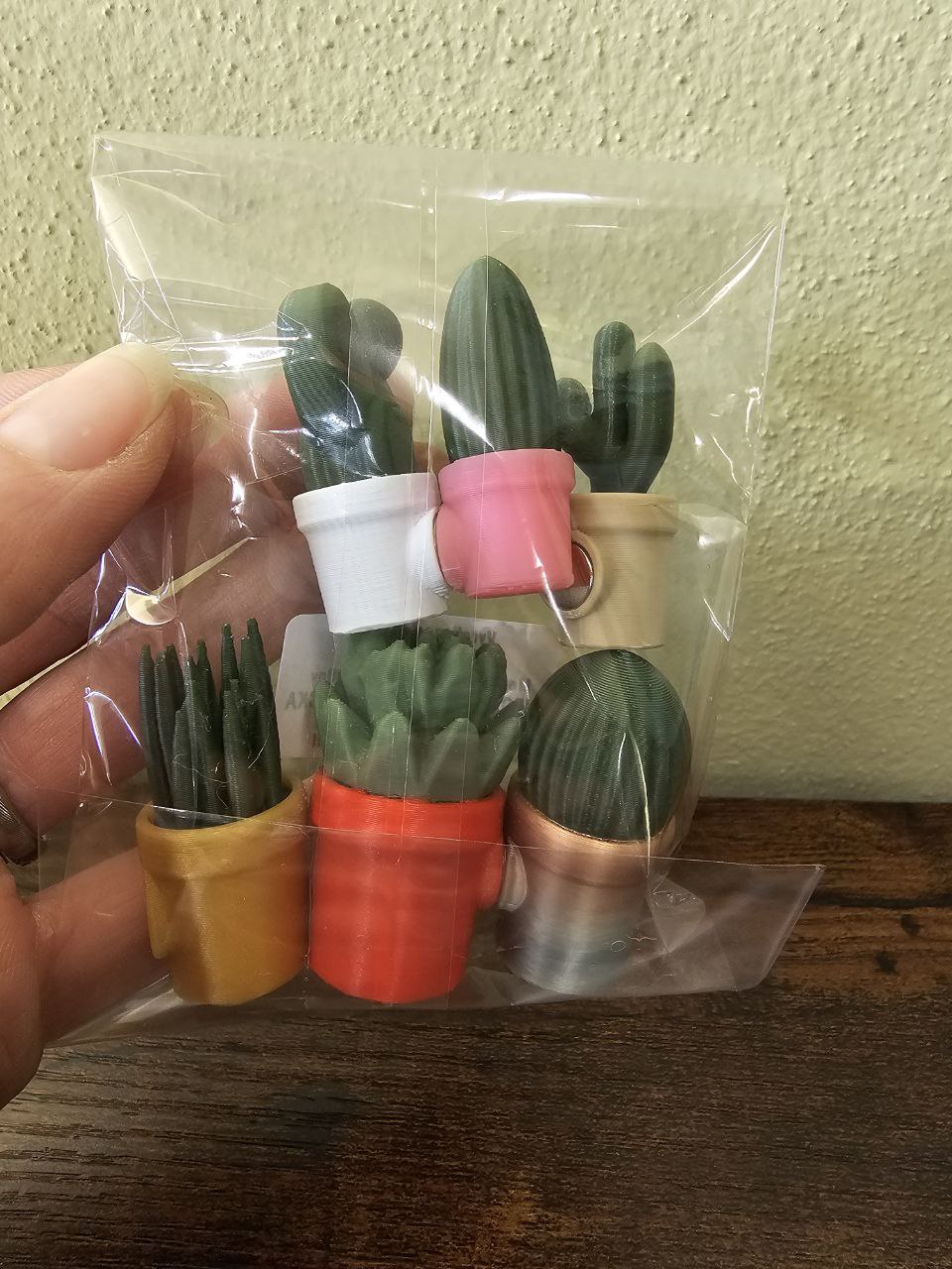 Magnetické mini rostlinky z naší 3D dílny 6 ks v balení