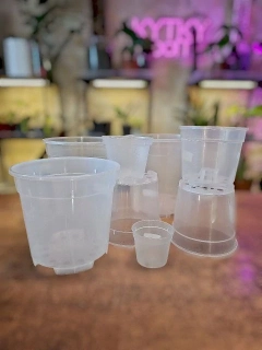 Květináč průhledný mix velikostí
